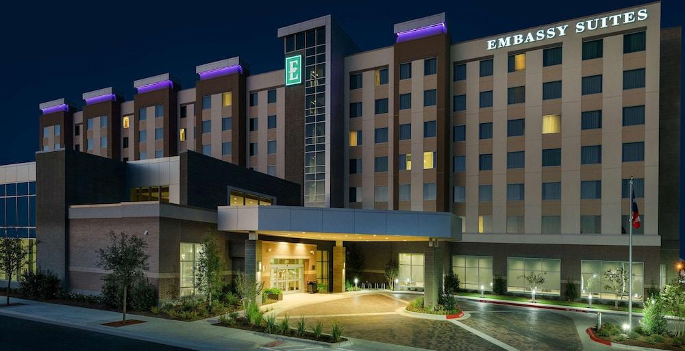 Embassy Suites By Hilton College Station Kültér fotó